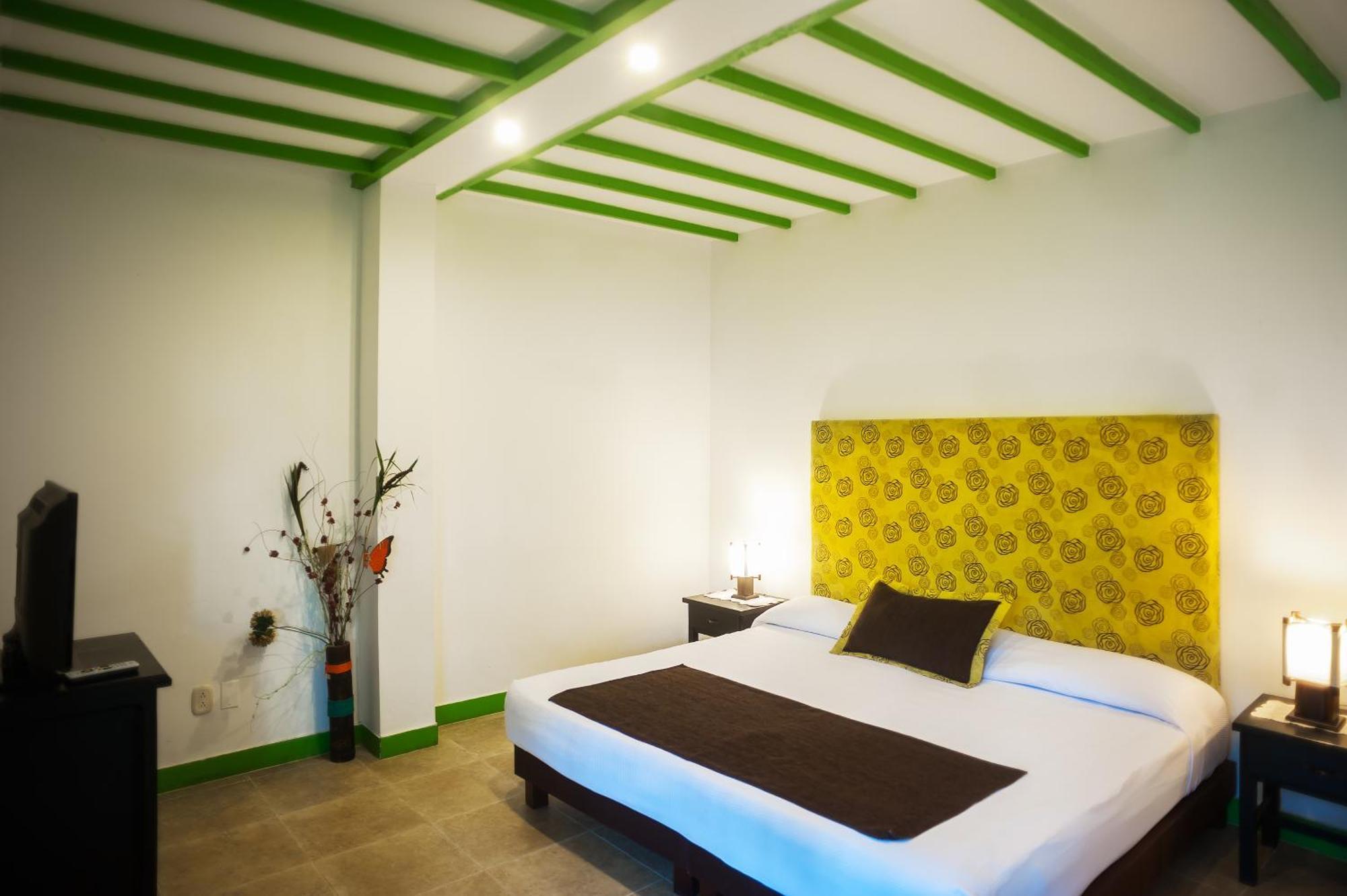 Hotel Campestre La Tata Монтенегро Стая снимка
